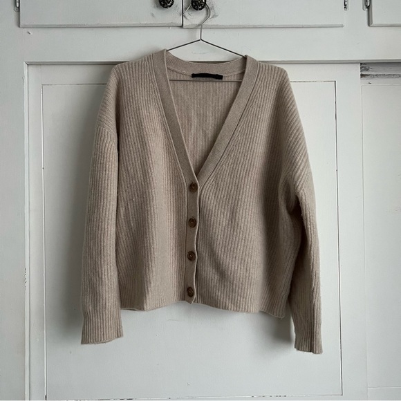 Jenni Kayne Cropped Cardigan Cocoon Cardigan - Oatmeal - Picture 1 of 7
